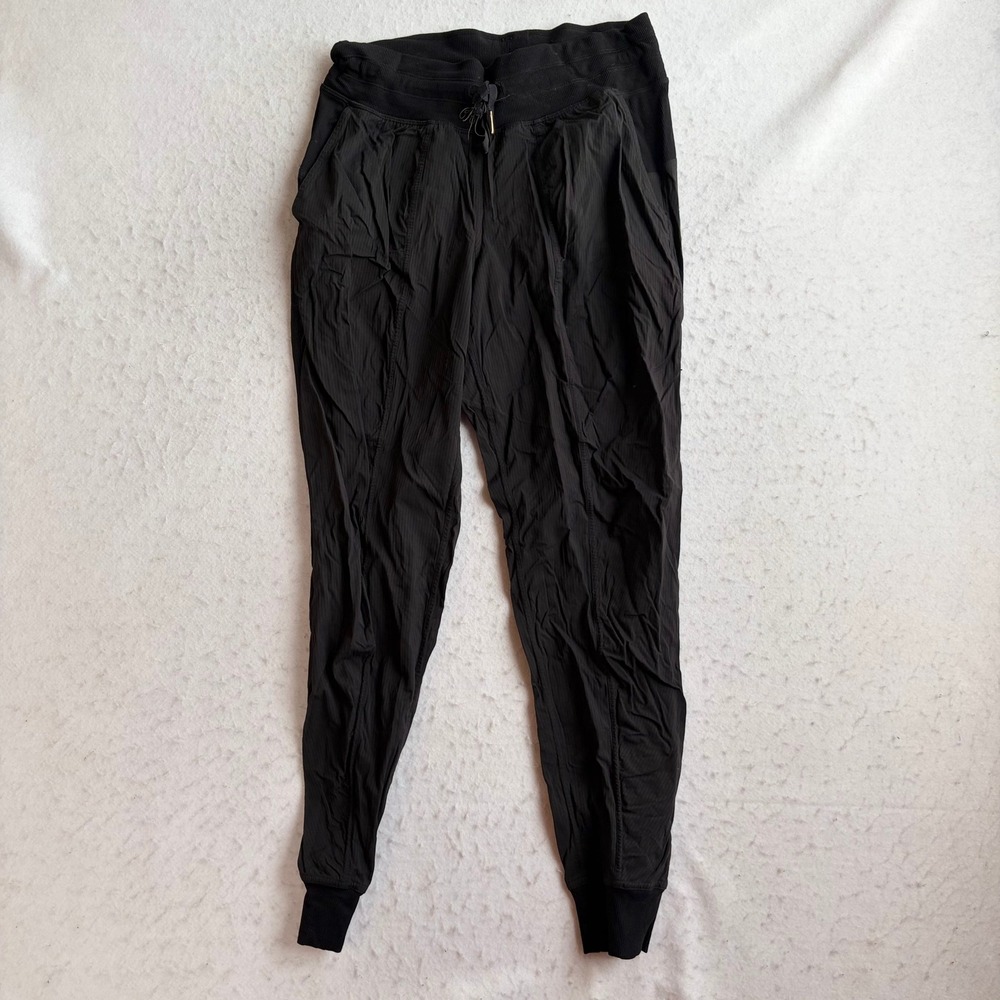 Lululemon Beyond the Studio Jogger Womens Size 6 Black Lightweight Ripstop